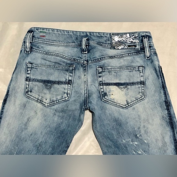 Diesel Matic   Destroyed Jeans Wash 008N1 - Picture 1 of 9